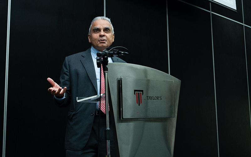 Kishore Mahbubani